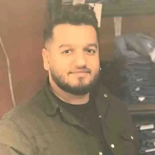 زن مار